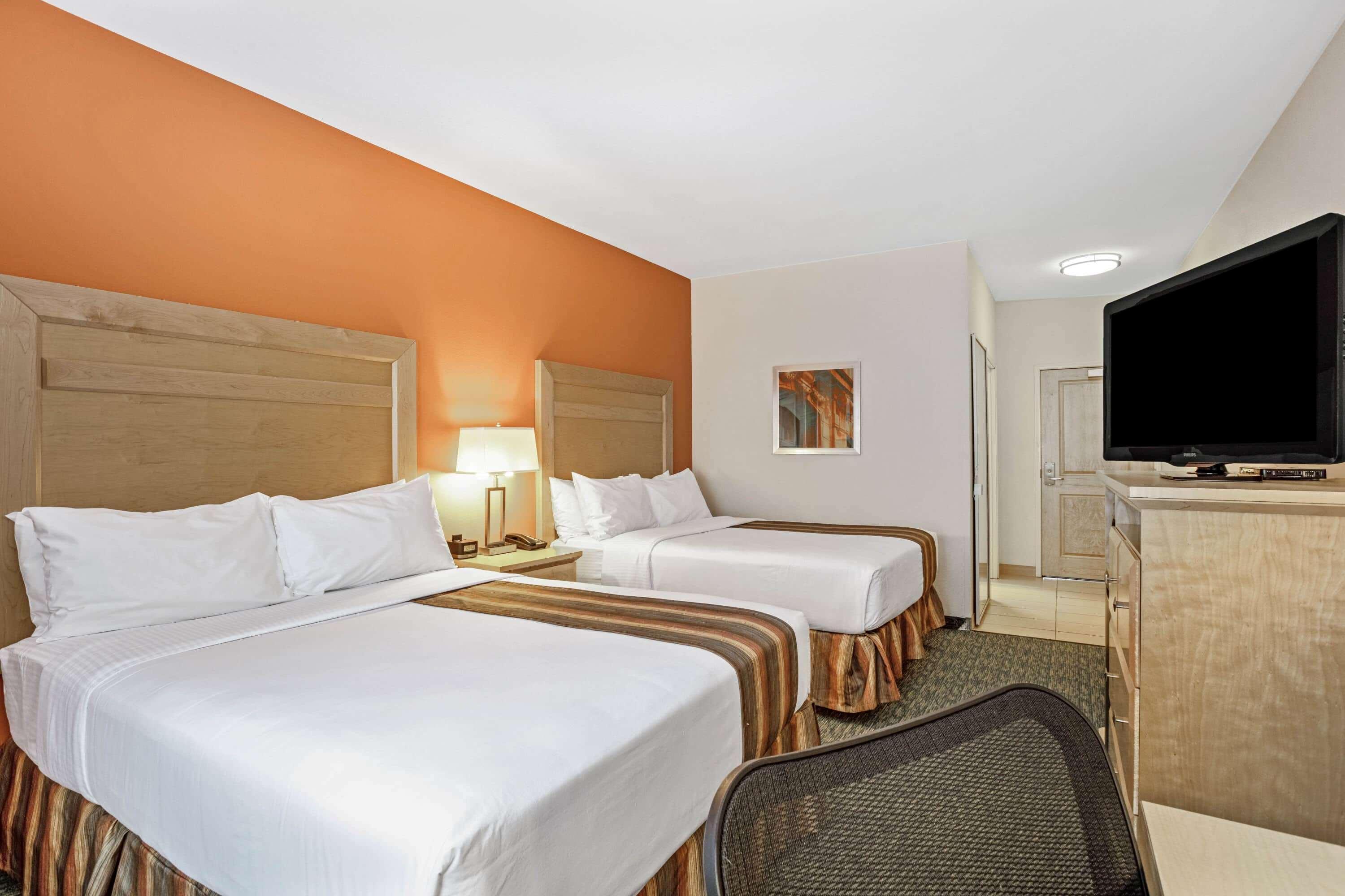 La Quinta By Wyndham Grand Forks Hotell Exteriör bild